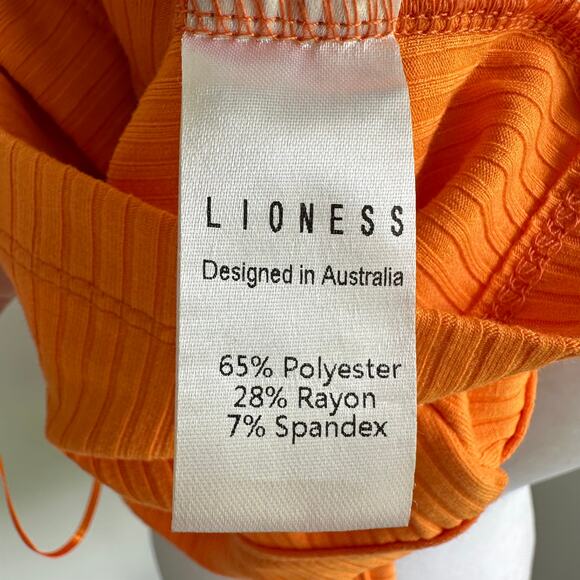Lioness One Shoulder Cropped Orange Ribbed Tank Small Stretchy - Picture 6 of 6
